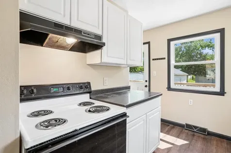 519 Kirkwood Avenue Waterloo IA 50701