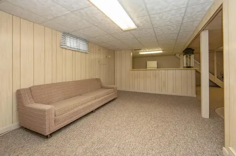 106 Park Avenue Charles City IA 50616