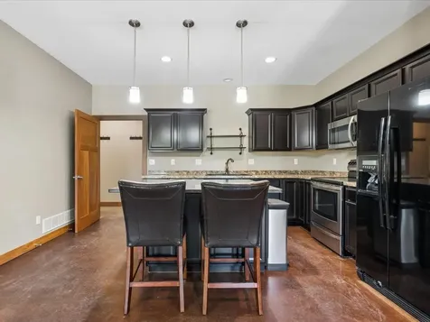 4039 10th Street Marion IA 52302