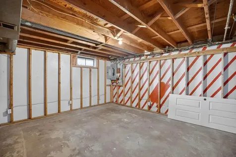1548 Wakonda Drive Waterloo IA 50703