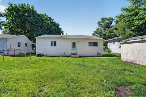 1548 Wakonda Drive Waterloo IA 50703