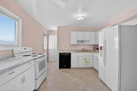1548 Wakonda Drive Waterloo IA 50703