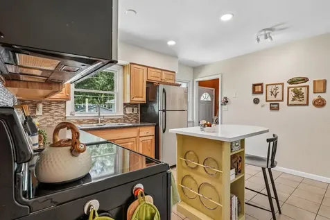 1245 Deloris Drive Waterloo IA 50701