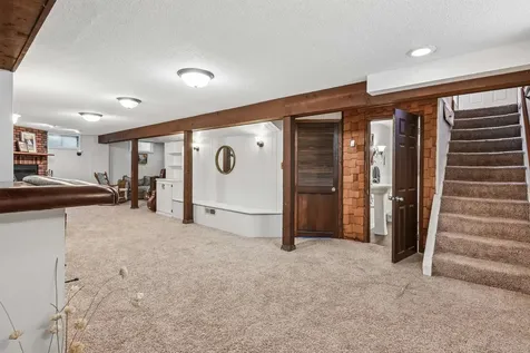 1245 Deloris Drive Waterloo IA 50701