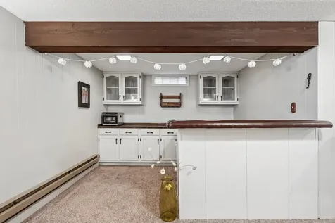 1245 Deloris Drive Waterloo IA 50701