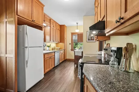 516 W 11th Street Cedar Falls IA 50613