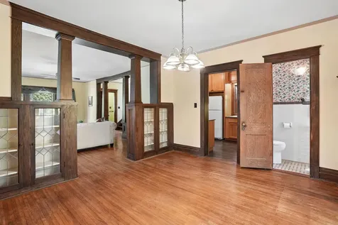 516 W 11th Street Cedar Falls IA 50613