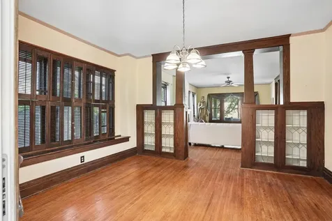 516 W 11th Street Cedar Falls IA 50613