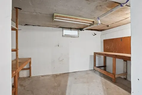 516 W 11th Street Cedar Falls IA 50613