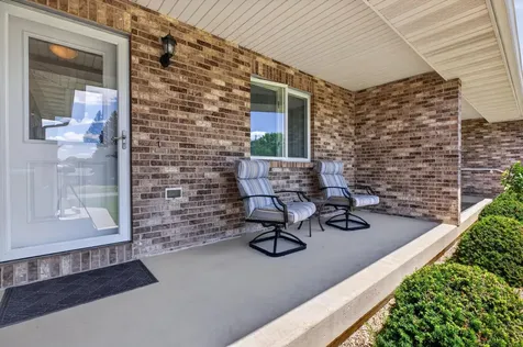 2453 Edgemont Avenue Waterloo IA 50702