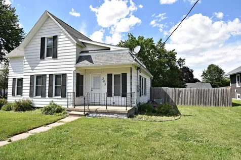 305 Hawley Street Jesup IA 50648
