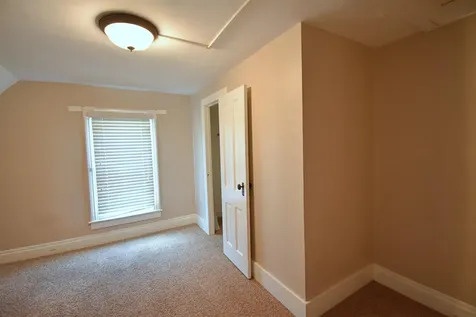 305 Hawley Street Jesup IA 50648