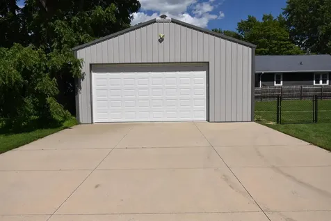 305 Hawley Street Jesup IA 50648