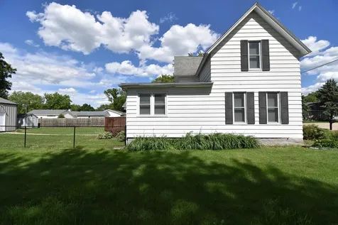 305 Hawley Street Jesup IA 50648