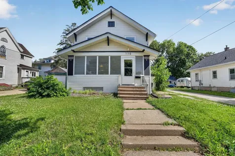 110 E 15th Street Cedar Falls IA 50613