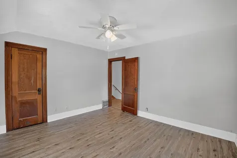 110 E 15th Street Cedar Falls IA 50613