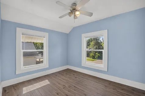 110 E 15th Street Cedar Falls IA 50613