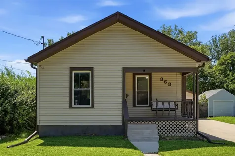 363 Indiana Street Waterloo IA 50703