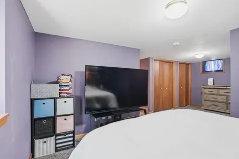 363 Indiana Street Waterloo IA 50703