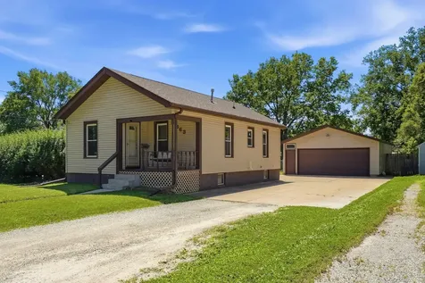 363 Indiana Street Waterloo IA 50703