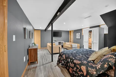 1503 Hammond Avenue Waterloo IA 50702