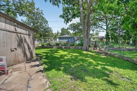 1503 Hammond Avenue Waterloo IA 50702