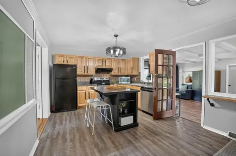 1503 Hammond Avenue Waterloo IA 50702