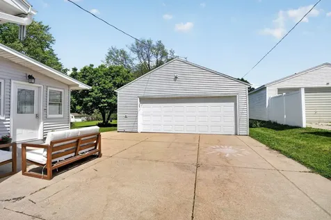 227 Spieker Road Waterloo IA 50701