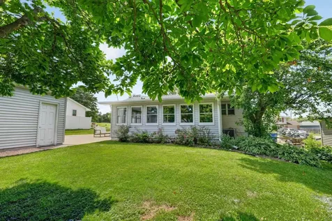 227 Spieker Road Waterloo IA 50701