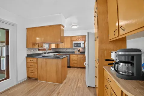 227 Spieker Road Waterloo IA 50701