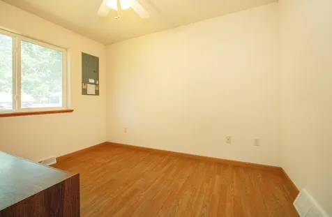 620 SW 2nd Avenue Waverly IA 50677