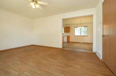 620 SW 2nd Avenue Waverly IA 50677