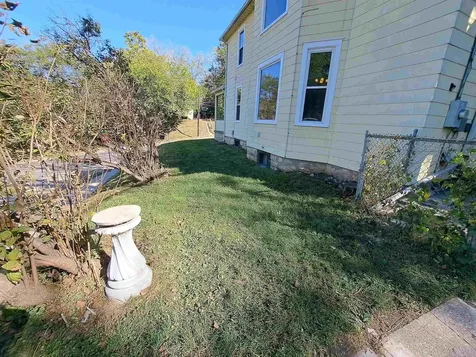 2071 N Main Street Dubuque IA 52001