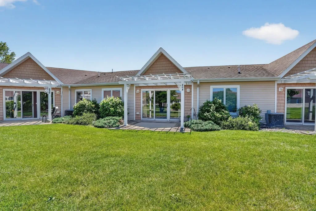 4305 Autumn Ridge Road Cedar Falls IA 50613