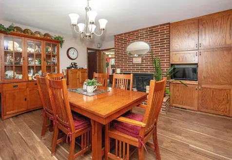 113 16th Street SW Waverly IA 50677
