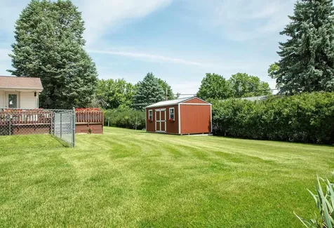 113 16th Street SW Waverly IA 50677
