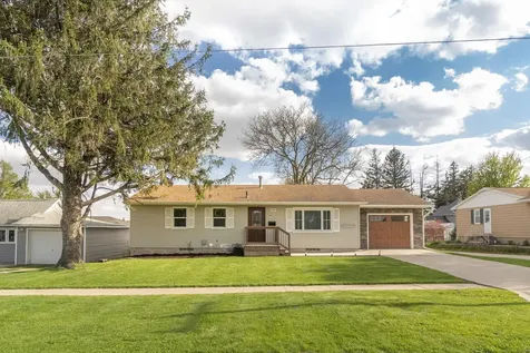 401 Smith Street West Union IA 52175