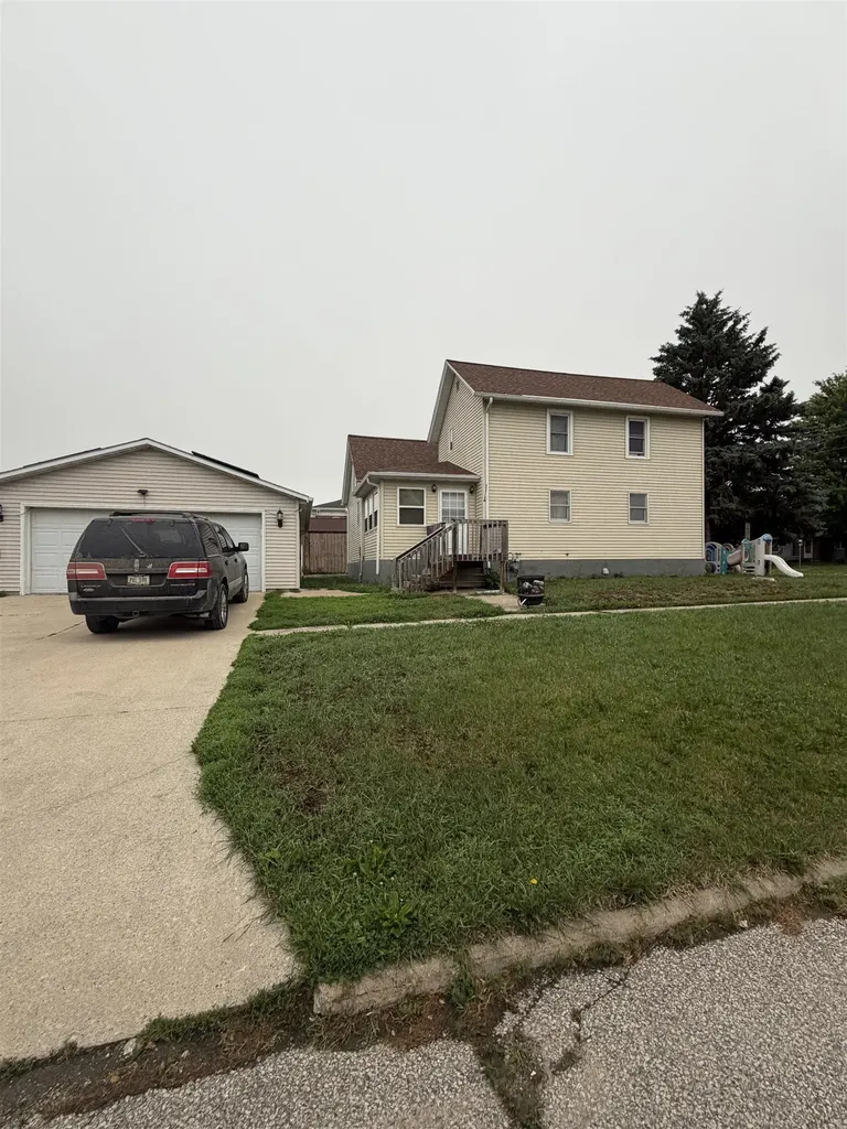 411 State Street Dysart IA 52224