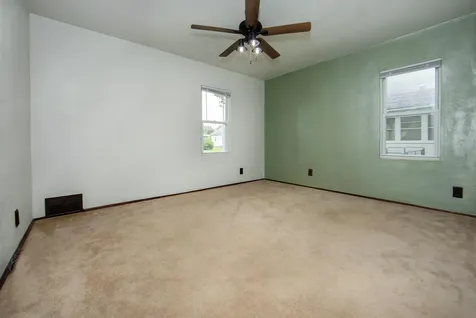 523 Archer Avenue Waterloo IA 50703