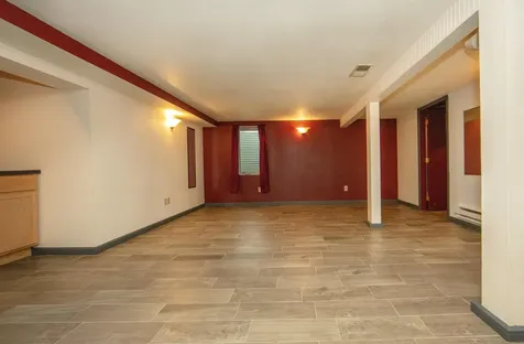 523 Archer Avenue Waterloo IA 50703