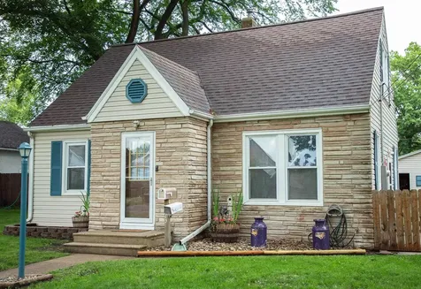 523 Archer Avenue Waterloo IA 50703