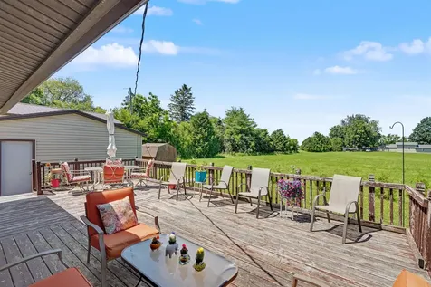 6160 W Mt. Vernon Road Cedar Falls IA 50613