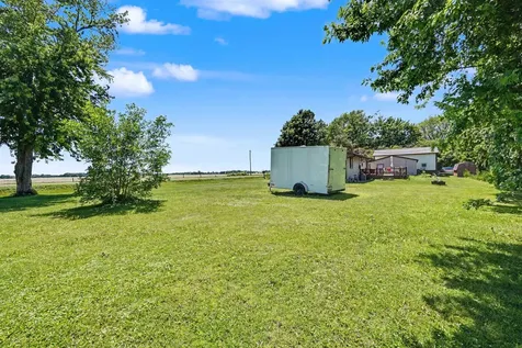 6160 W Mt. Vernon Road Cedar Falls IA 50613