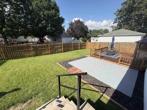 1128 Maynard Avenue Waterloo IA 50701