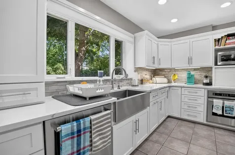 765 Prospect Boulevard Waterloo IA 50701