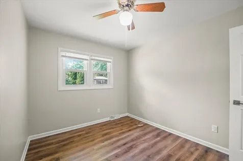 2708 Fairlane Avenue Waterloo IA 50702