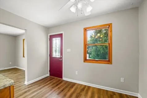 2708 Fairlane Avenue Waterloo IA 50702