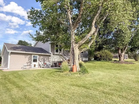 705 6th Street Union IA 50258