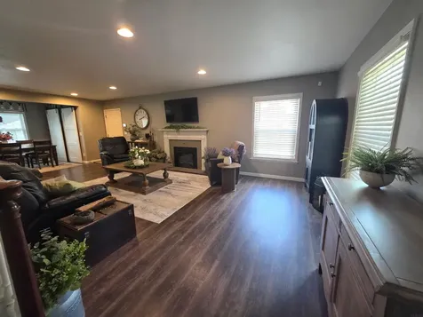 311 3rd Avenue SW Independence IA 50644