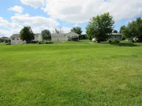 102 5th Ave Court Coggon IA 52218